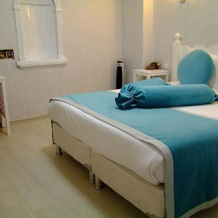 Hotel Ishakpasa Konagi Istambul Quarto foto