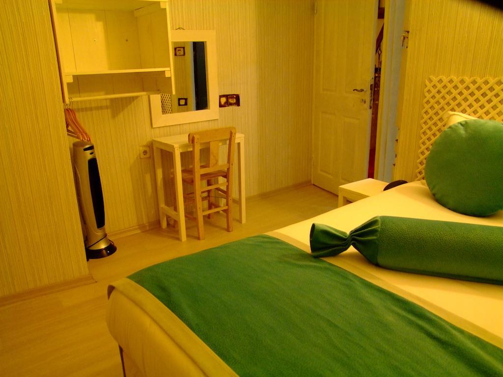 Hotel Ishakpasa Konagi Istambul Quarto foto