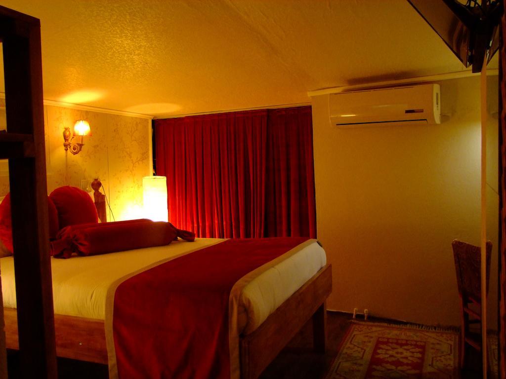 Hotel Ishakpasa Konagi Istambul Quarto foto