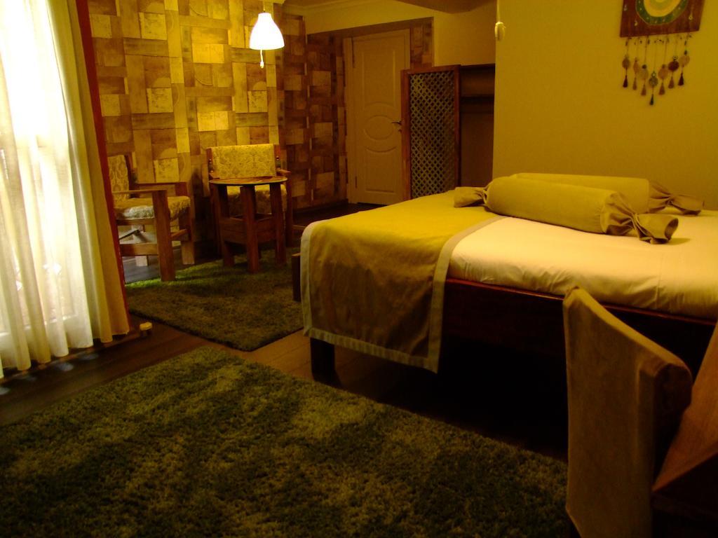Hotel Ishakpasa Konagi Istambul Quarto foto