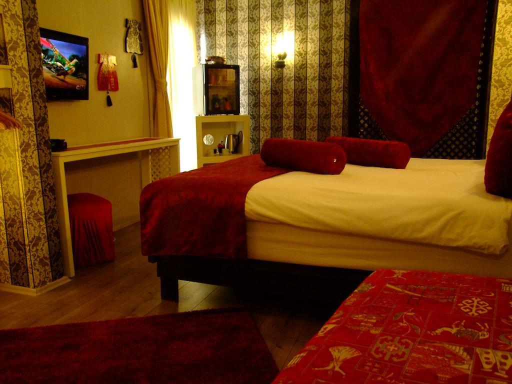Hotel Ishakpasa Konagi Istambul Quarto foto