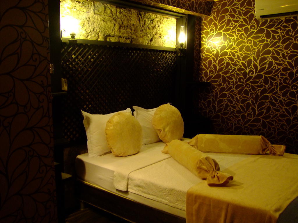 Hotel Ishakpasa Konagi Istambul Quarto foto